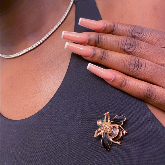 Queen Bee Pin - Picture 2 of 2